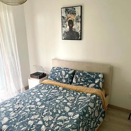 Beautiful Cozy New Lägenhet *