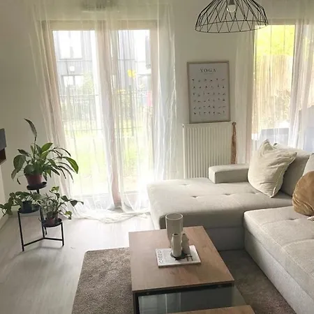 Beautiful Cozy New Nanterre